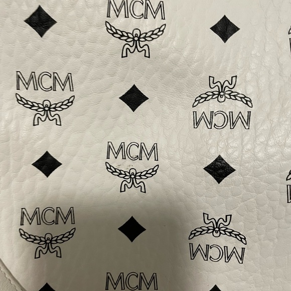 MCM X-large MÜNCHEN TOTE in White - Picture 5 of 9